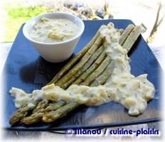 asperges sauce hollandaise